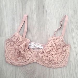 Beige lace bra size 32DDD*